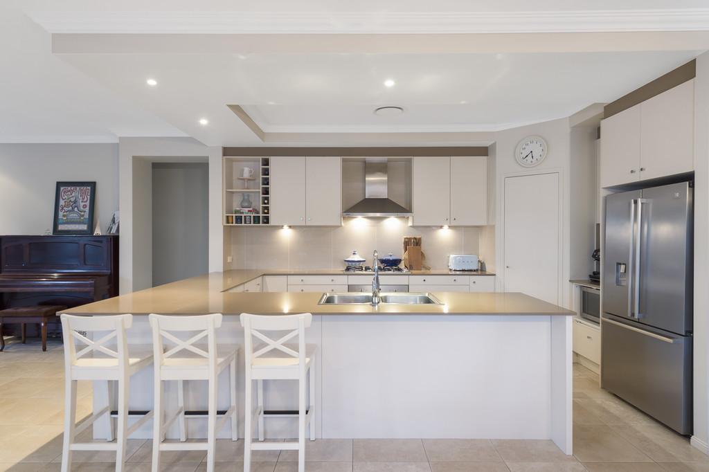 Family Victorian "View" Home Family Victorian "View" Home