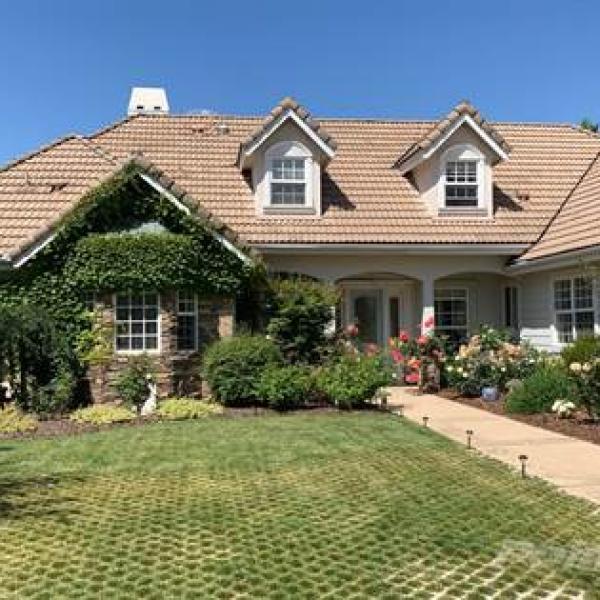 Private Estate Magnificent Views Private Estate Magnificent Views