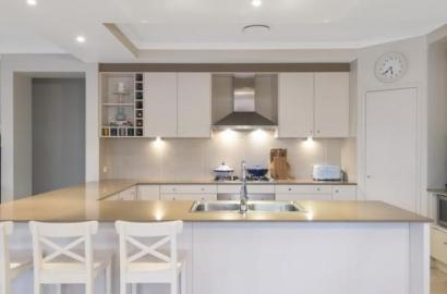 Osaka Heights Apartment