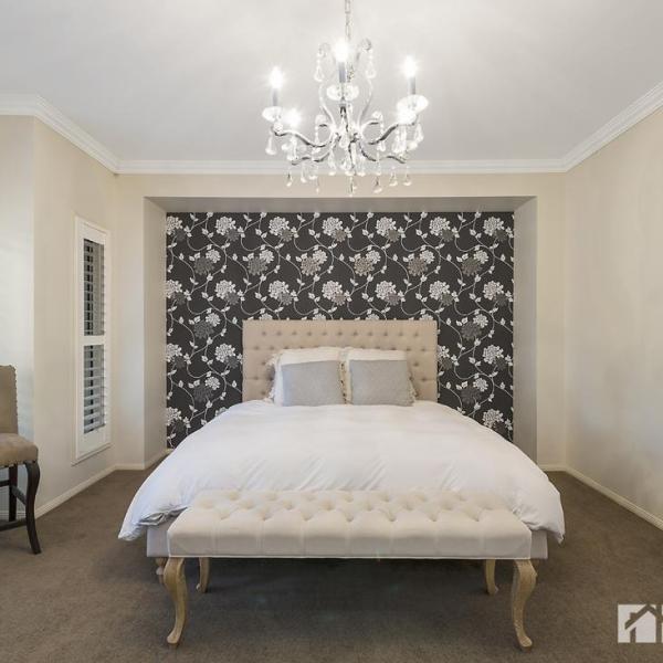 Walnut Park Apartment