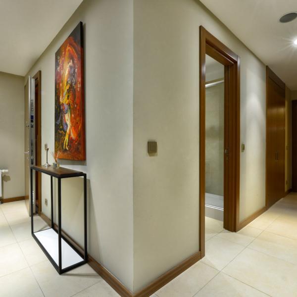 LOWEST PRICE Lake View Residence 136m Delivered LOWEST PRICE Lake View Residence 136m Delivered