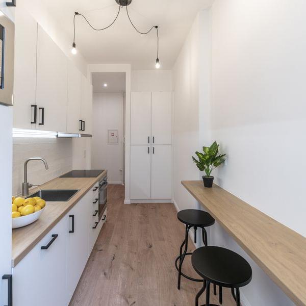 LOWEST PRICE Lake View Residence 136m Delivered LOWEST PRICE Lake View Residence 136m Delivered